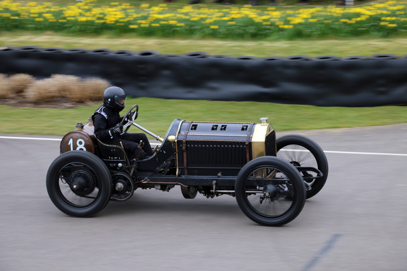 Illustration for article titled Get Lost In The Fantastic World Of Early 20th Century Race Cars